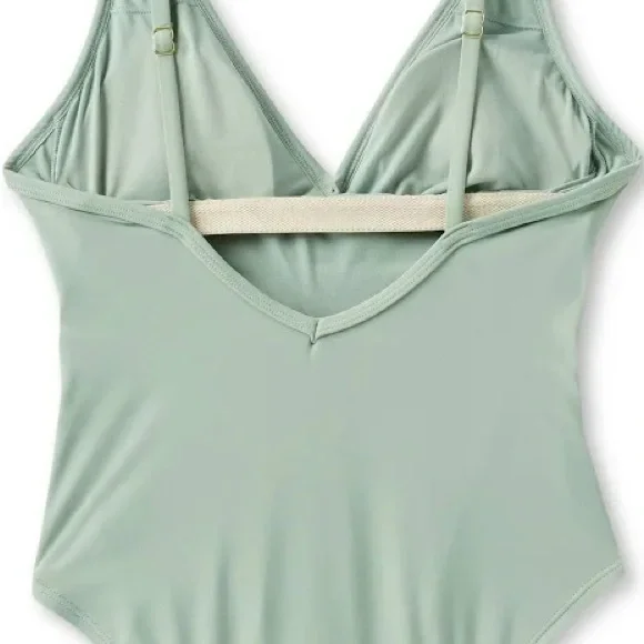 Size Medium 7 Piece Swimwear Bundle New With Tags - Picture 16 of 16